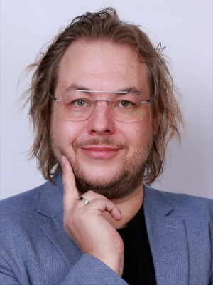  Benedikt Hermann