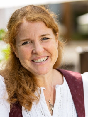  Michaela Schmitz-Guggenbichler