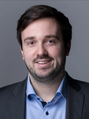 Dr. Gerald Derondeau